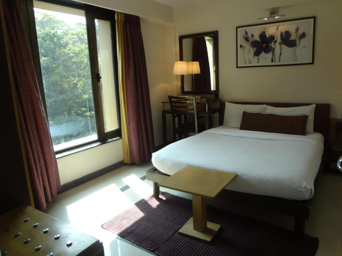 Hotel Sapna Marine Mumbai Exterior photo