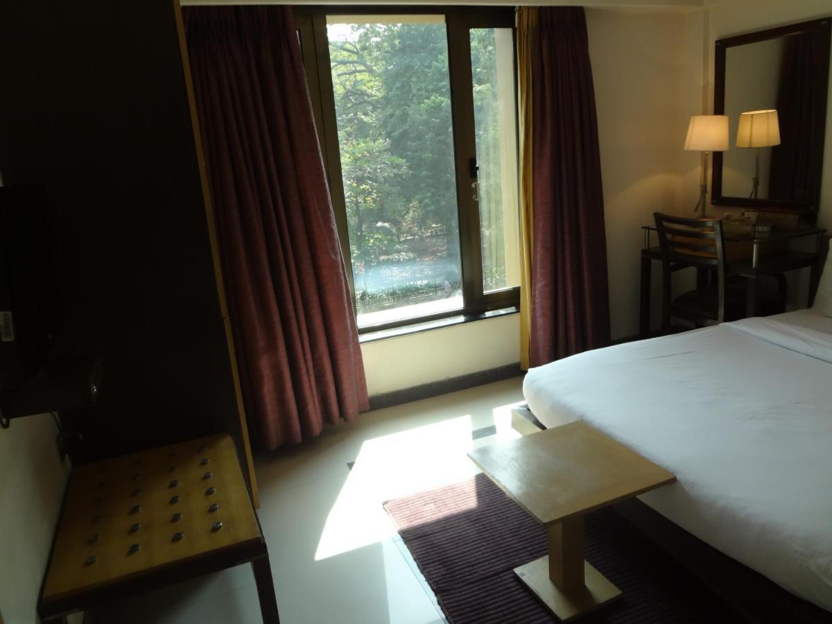 Hotel Sapna Marine Mumbai Exterior photo